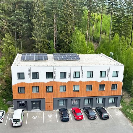 بيت شباب Beskydy House Rožnov pod Radhoštěm المظهر الخارجي الصورة
